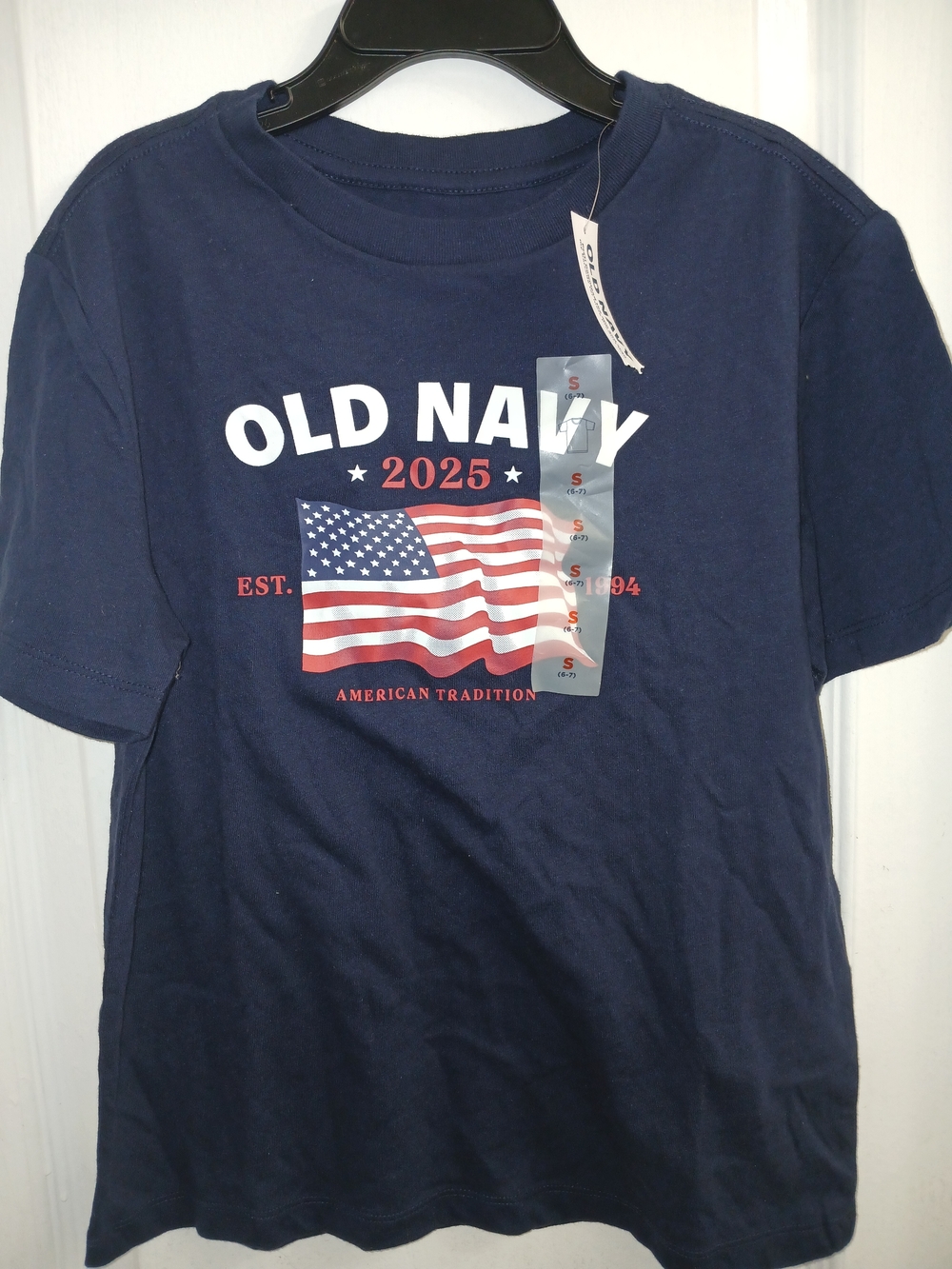 NWT Old Navy Boys 2025 American Flag Short-Sleeve Graphic Tee S (6-7)
